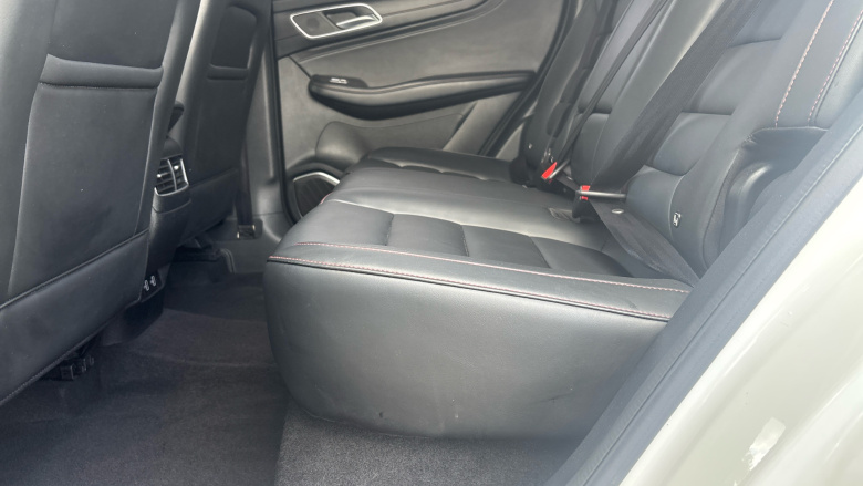 MG Hs 1.5 T-GDI Excite 5dr Petrol Hatchback